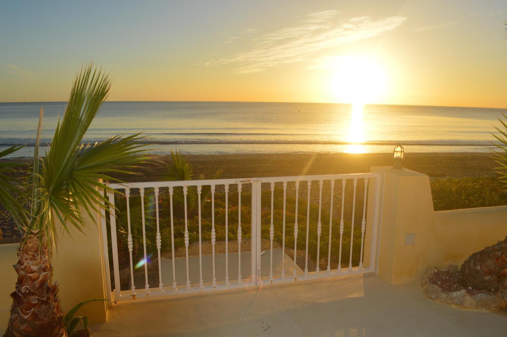 Excepcional Apartamento Loft A Pie De Playa En Chalet Roquetes Alicante Esterno foto
