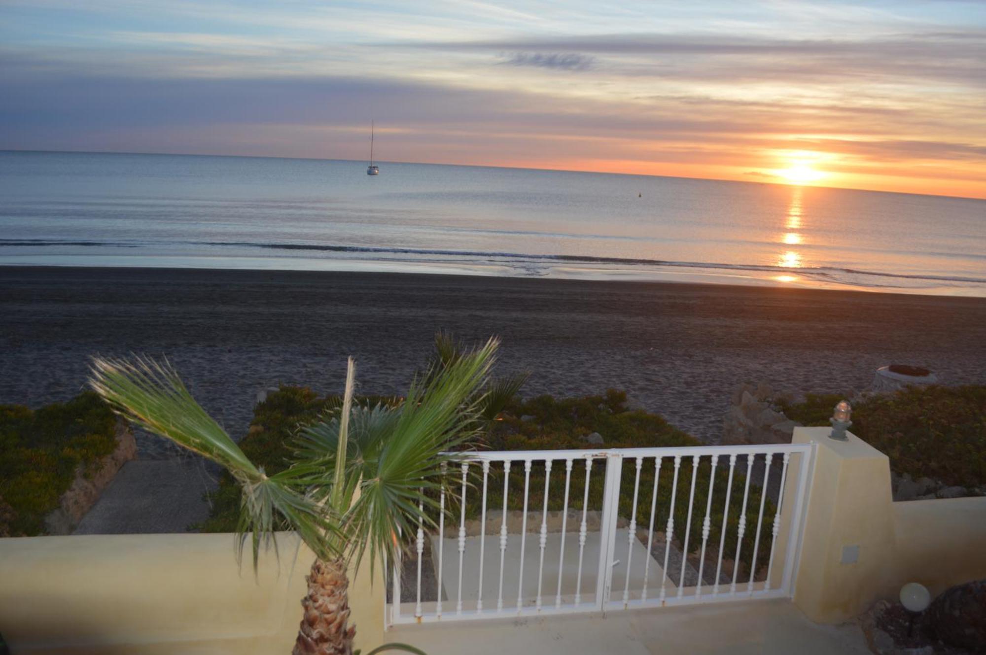Excepcional Apartamento Loft A Pie De Playa En Chalet Roquetes Alicante Esterno foto